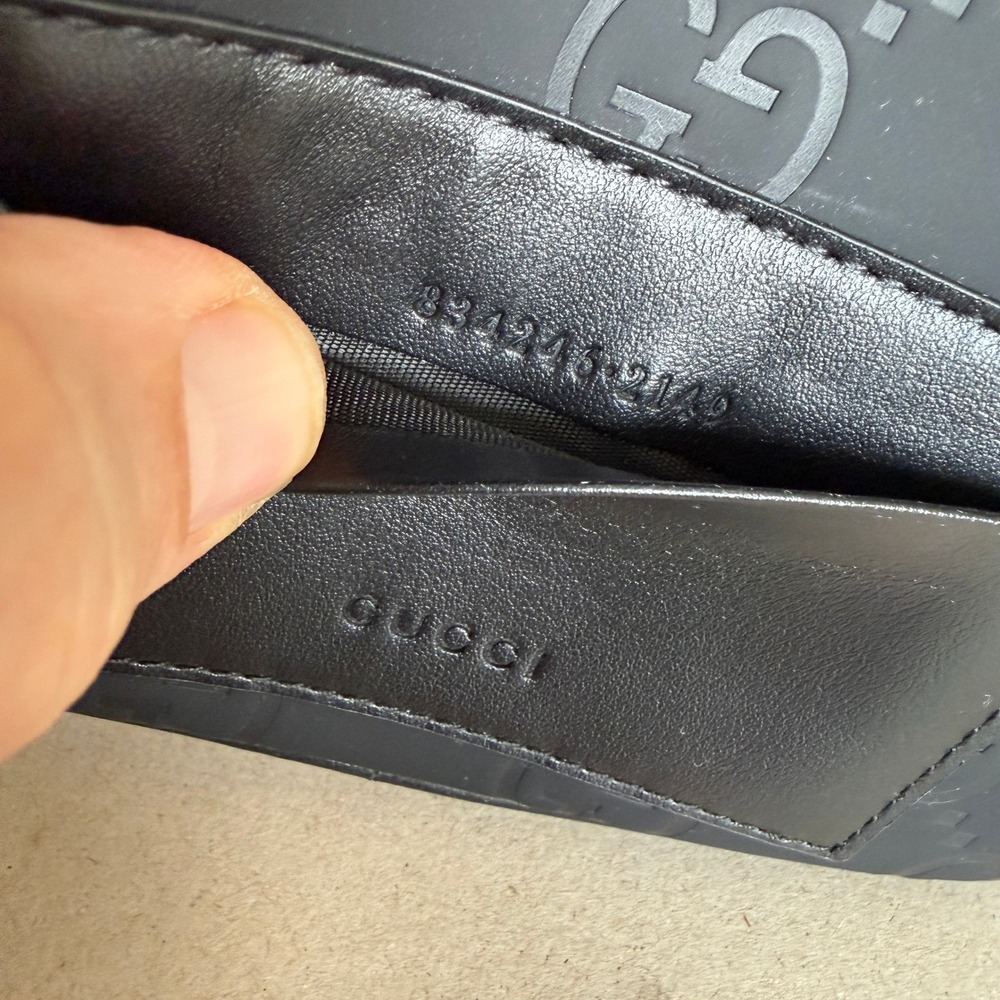 Gucci Edge Mini Shoulder Bag Black GG Matt Rubber, 834246 - Picture 7 of 16